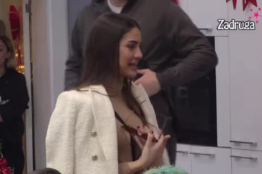 ANĐELA DOŽIVELA HISTERIČNI NAPAD: Pljunula na instituciju braka, pa se od bruke zarozala! (VIDEO)