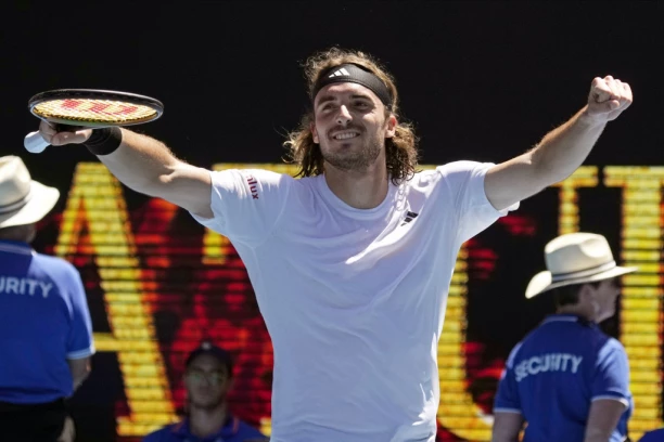 CICIPAS IGRA KAO U TRANSU! Grk se PROŠETAO do osmine finala Australijan opena, ali tu ga čeka PAKAO!