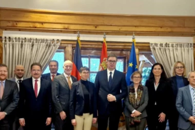 PREDSEDNIK UGOSTIO AMBASADORE I PREDSTAVNIKE NEMAČKE VLADE: Srbija ima čvrstu poziciju kada je reč o saradnji u regionu! (FOTO)