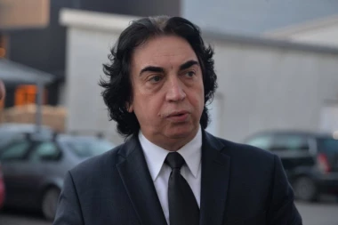 ISPRAZNIO JE SEF IZ BANKE I BACAO PARE NA SVE STRANE! Acko Nezirović otkrio šta je Džej uradio s GOMILOM NOVCA i kako se ophodio prema konobarima!