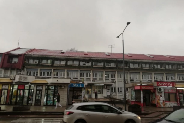 JAVAŠLUK U SMEDEREVSKOJ BOLNICI! Doktorka uzima bolovanje da bi radila privatno: Pregleda jednog, pa se pokupi i ode!