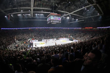 POTVRĐEN POTPIS AMERIKANCA! As Sparsa STIŽE u Štark arenu - kako će ga dočekati grobari?