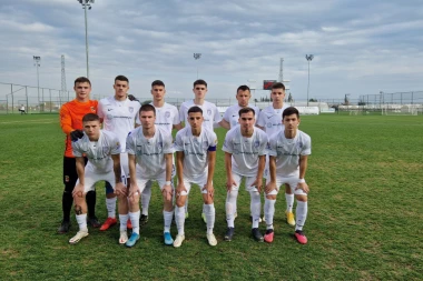 NULA U ANTALIJI: Grafičar napadao, Mađari se odbranili!