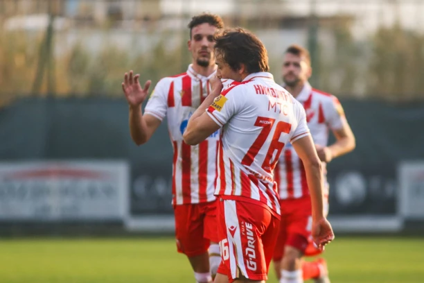 NOVA POBEDA ZVEZDE: Evrogol Nikolića srušio Slovence (VIDEO)