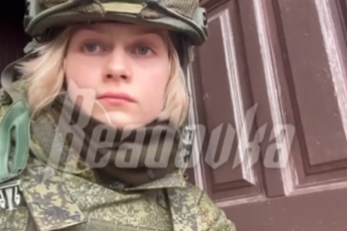 RUSKA NOVINARKA TEŠKO RANJENA U SOLEDARU: Čuo se pucanj, ona je pala i ... (UZNEMIRUJUĆI VIDEO)