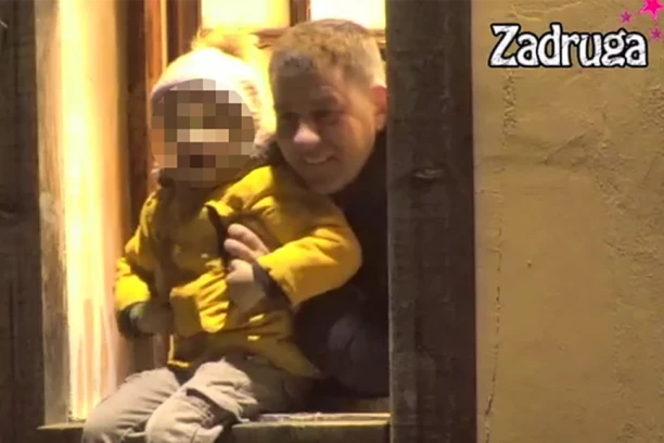 ISTOPIĆETE SE OD OVIH SCENA! Ivan Marinković izveo sina Željka u obilazak imanja, njihovo zbližavanje će vas rasplakati! (VIDEO)