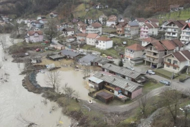 ŠOK ZA ŠOKOM U PRIBOJU: Voda se povukla, a ono što je izašlo iz mulja zaprepastilo je sve - ovo ne sluti na dobro (FOTO)