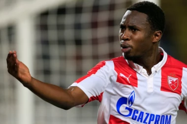 OKRŠAJ BIVŠIH IGRAČA ZVEZDE! Pankov IZBEGAO bruku, MAJSTORIJA Mbođa!