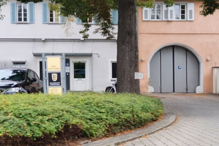 Zatvor u kojem je Mirnesa S.