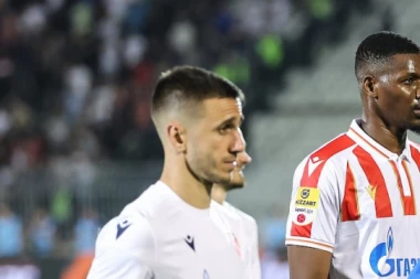 DELIJE ĆE GA VEČNO PAMTITI: Iskusni NAPADAČ pred odlaskom iz Crvene zvezde (VIDEO)