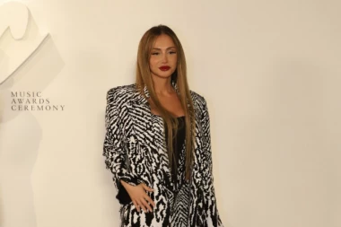 NEĆE DA ČUJE ZA MUSTAFU! Emina oštro o bivšem suprugu, ali priznala da je ZALJUBLJENA! (VIDEO)