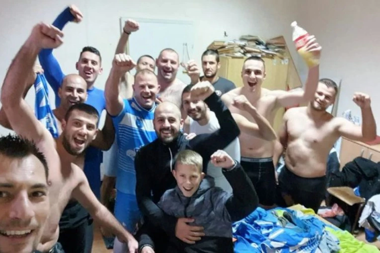 PREDSTAVLJAMO SRPSKE FUDBALSKE ŠAMPIONE: FK Pepeljevac Lajkovac!