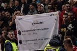 MRZIM PARTIZAN, ZVEZDA ŠAMPION: Osvanuo transparent sa komentarima Alekse Avramovića