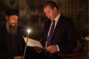 JAKA MOLITVA SA SVETE GORE: Iz Hilandara se molili za predsednika Srbije - Vučiću, izdrži sva iskušenja i pritiske!