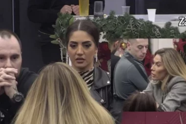 JE L’ SI OPRALA ZUBIĆE? Ana Ćurčić ponizila Anđelu i Zvezdana pred milionima, ljubavnicu pojeo blam! (VIDEO)