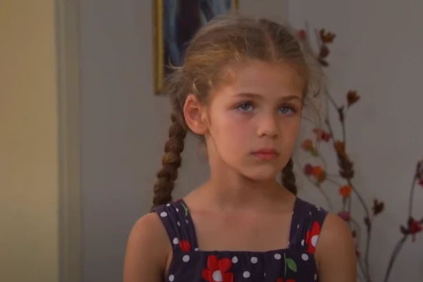KAKO DANAS IZGLEDA ELIF IZ HIT TURSKE SERIJE: Mala devojčica nikada se nije smejala, a danas je kao TOP model! (FOTO)