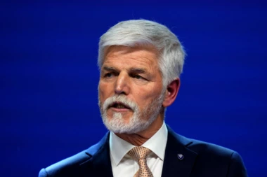 PREDSEDNIK ČEŠKE POVREĐEN! Hitno prebačen u bolnicu!