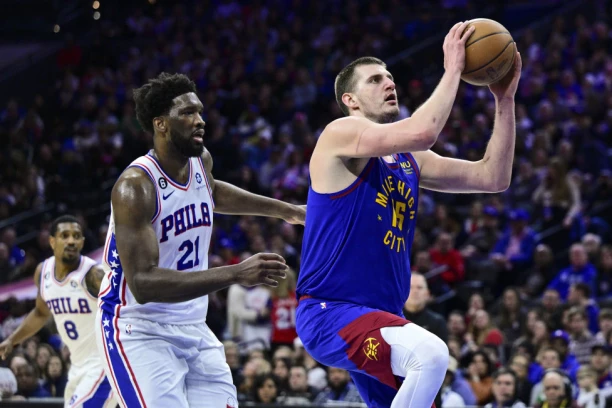 NANEO MU DOŽIVOTNE TRAUME: Pogledajte kako je Jokić PONIZIO Embida kada lažni MVP poslednji put nije pobegao sa crte u Denveru (VIDEO)