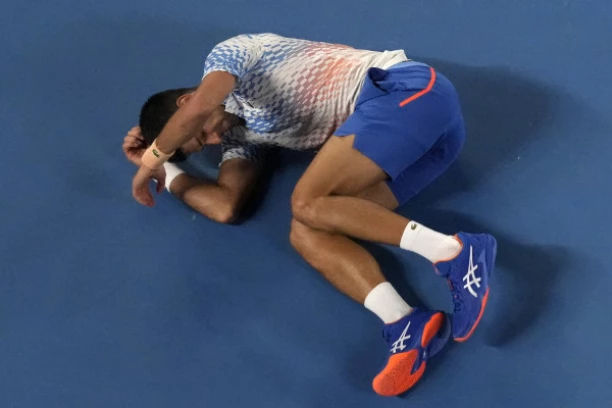 TUŽNA PRIČA NOVAKA ĐOKOVIĆA: Odrastao sam u Srbiji čekajući u redu za hleb i mleko