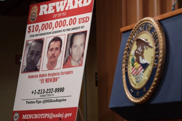 "SVI STE VI K*RVINI SINOVI"! OBJAVLJEN ZASTRAŠUJUĆI RAZGOVOR NAJTRAŽENIJEG NARKO BOSA I POLICIJE: Ovo je dokaz zašto još uvek nije uhapšen