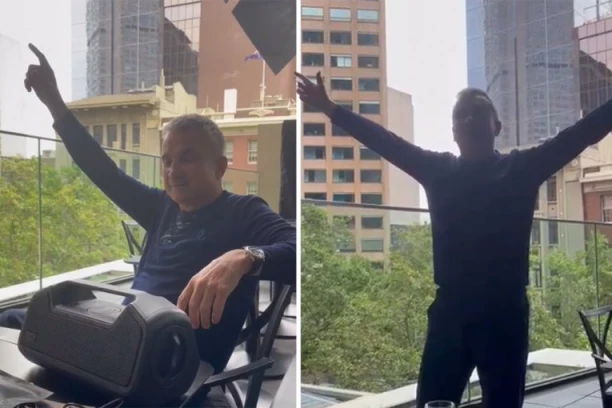 KOSI TATA, KOSIM JA! Srđanova URNEBESNA proslava Novakove titule - LUDNICA u Melburnu! (VIDEO)