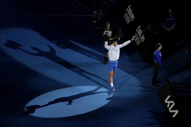 NOVAKU SVI GLEDAJU U LEĐA! Đoković postavio DOMAĆI ZADATAK teniskoj eliti!