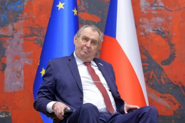 "PRITISKALI SU NAS I STALNO ZVALI" Miloš Zeman podržao bombardovanje SRJ, ali sad se kaje i ukazuje na dve fundamentalne greške NATO