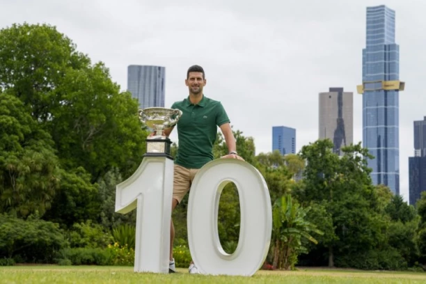 PRIZNAJTE, NOVAK JE NAJBOLJI! Velika bruka ATP: Srbin NIJE na tronu, Španci su broj 1! (FOTO)