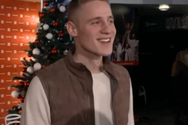 IMA SAMO 22 GODINE, A NAJINTELIGENTNIJI JE SRPSKI GLUMAC: Ima IQ 156, član je Mense i devojke gube glavu za njim (FOTO)