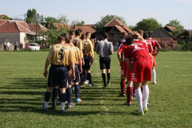 PREDSTAVLJAMO SRPSKE FUDBALSKE ŠAMPIONE: FK Polet Vitoševac!