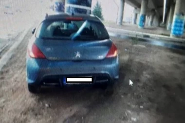 POLICIJA PRETRESLA VOZILO I ŠOKIRALA SE: Zaustavili vozača jer je sumnjiv, pa rešili da provere automobil, a onda... (FOTO)