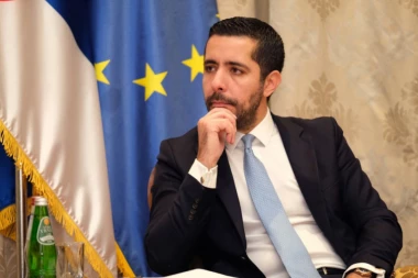 MOMIROVIĆ: Spoljnotrgovinska razmena  Srbije u 2022. veća za 30%