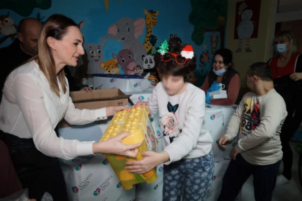 Rajićeva Shopping Center u misiji Humanih srca: LICITACIJA UMETNIČKIH FOTKI SA VAŽNIM CILJEM!