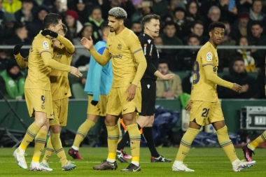 ĆAVIJEVA MAŠINA NASTAVLJA DA MELJE: Barselona slavila u Sevilji, Katalonci sve bliže tituli!