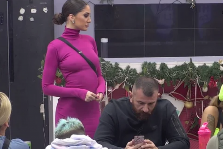 Anđela Đuričić Zadruga 6 zadnjica