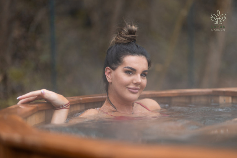 Jovana Ljubisavljević paparaco