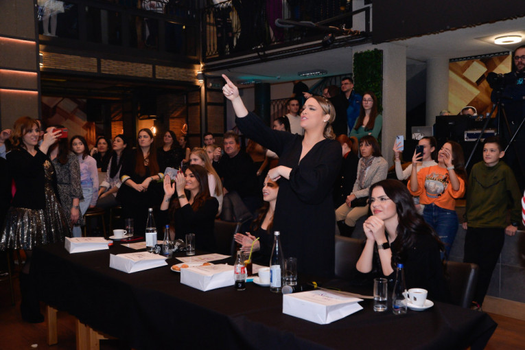 Supervoice & Pegart studio