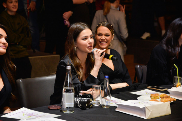 Supervoice & Pegart studio