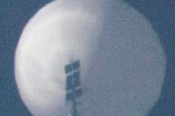 AMERIČKA VOJSKA OBORILA KINESKI BALON: Špijunska letelica srušena u blizini Južne Karoline (VIDEO)