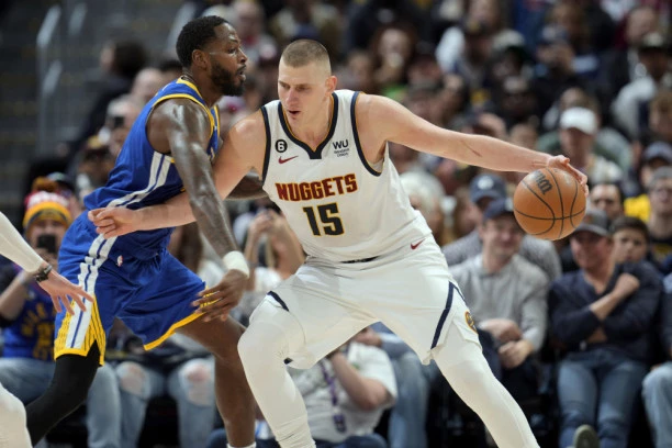 SUROVA DOMINACIJA! Nestvaran podatak - Denver NE MOŽE bez Jokića! Treća MVP titula je NA VIDIKU!