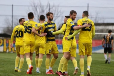 KANARINCI PRERASLI INDEKS: Novosađani deklasirali gradskog rivala!