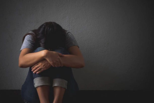 LEKAR IZ NIŠA PIPKAO DEVOJČICE TOKOM SISTEMATSKOG PREGLEDA? Prvu presudu ukinuo sud, a sada je JAVILE NOVE KOMPLIKACIJE