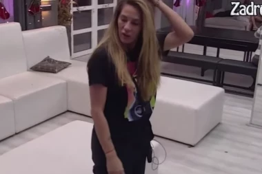 OVAKO MLATI ANA ĆURČIĆ: Zvezdanova bivša bije i rukama i nogama, ljubavnice čuvajte se! (VIDEO)