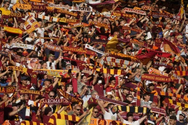 NOVI DETALJI SKANDALA REPREZENTATIVCA ITALIJE: Nije samo tukao klince, već je uradio i nešto MNOGO GNUSNIJE!