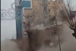 KAO KULA OD KARATA! Zabeležen jezivi trenutak rušenja zgrade u Turskoj: Prvo se začula vika, a onda...(VIDEO)