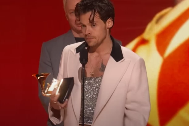 OVO JE LISTA DOBITNIKA GREMI NAGRADA! Hari Stajs je veliki pobednik, odneo nagradu za album godine! (VIDEO)