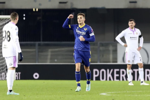 LAZOVIĆ ASISTIRAO, ALI TO NIJE BILO DOVOLJNO: Lacio i SMS se izvukli u gradu Romea i Julije!