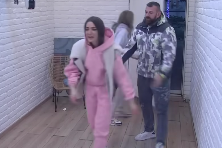 Anđela Đuričić doživela nervni slom, kuka i plače, moli da je puste kući Zadruga 6