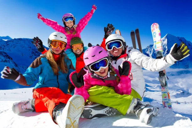 SIGURNI NA BELIM PADINAMA