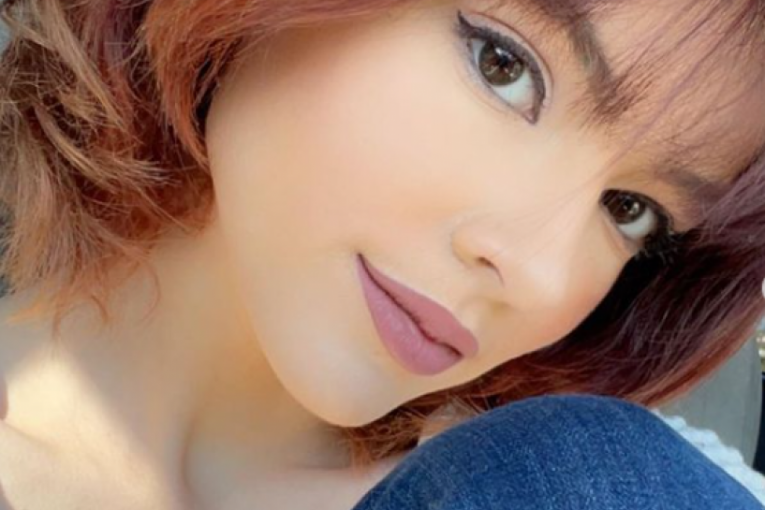 Devojka koju su roditelji zlostavljali